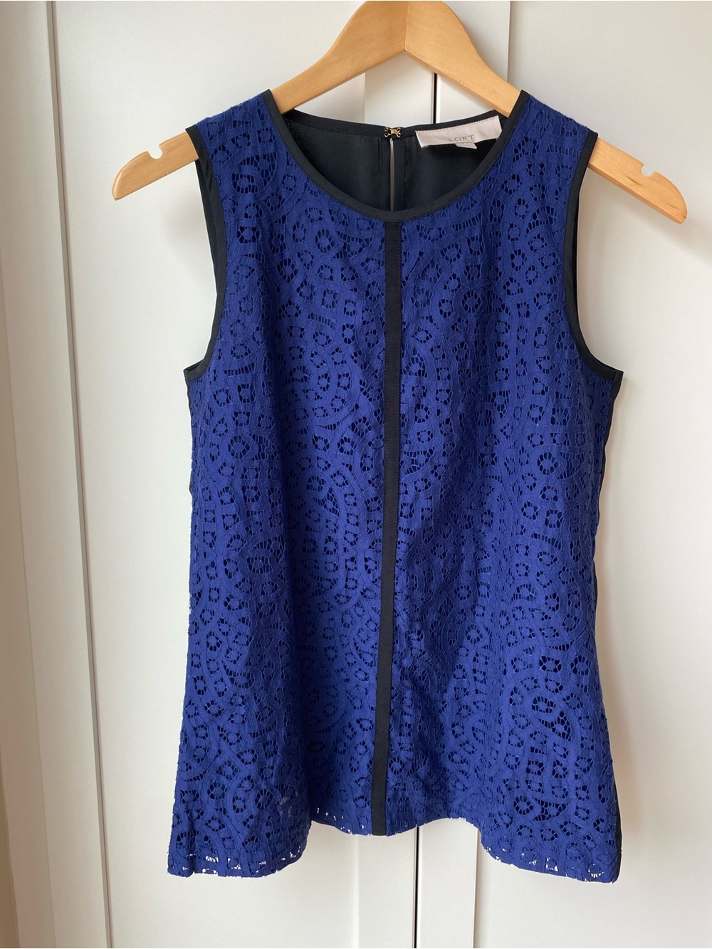 LOFT Navy Blue Lace Sleeveless Shell with Black Trim, XS